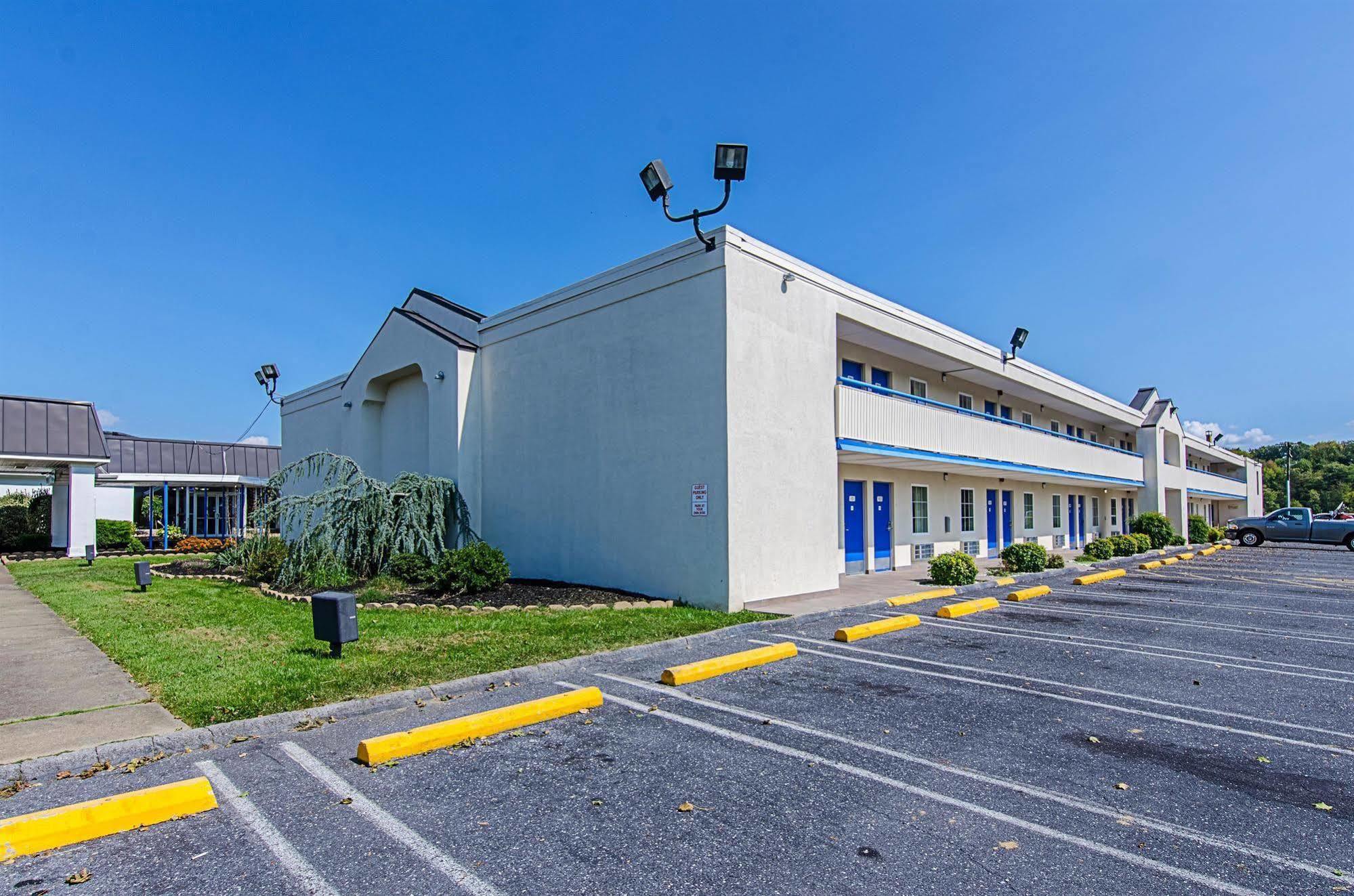 Motel 6-Staunton, Va Zewnętrze zdjęcie
