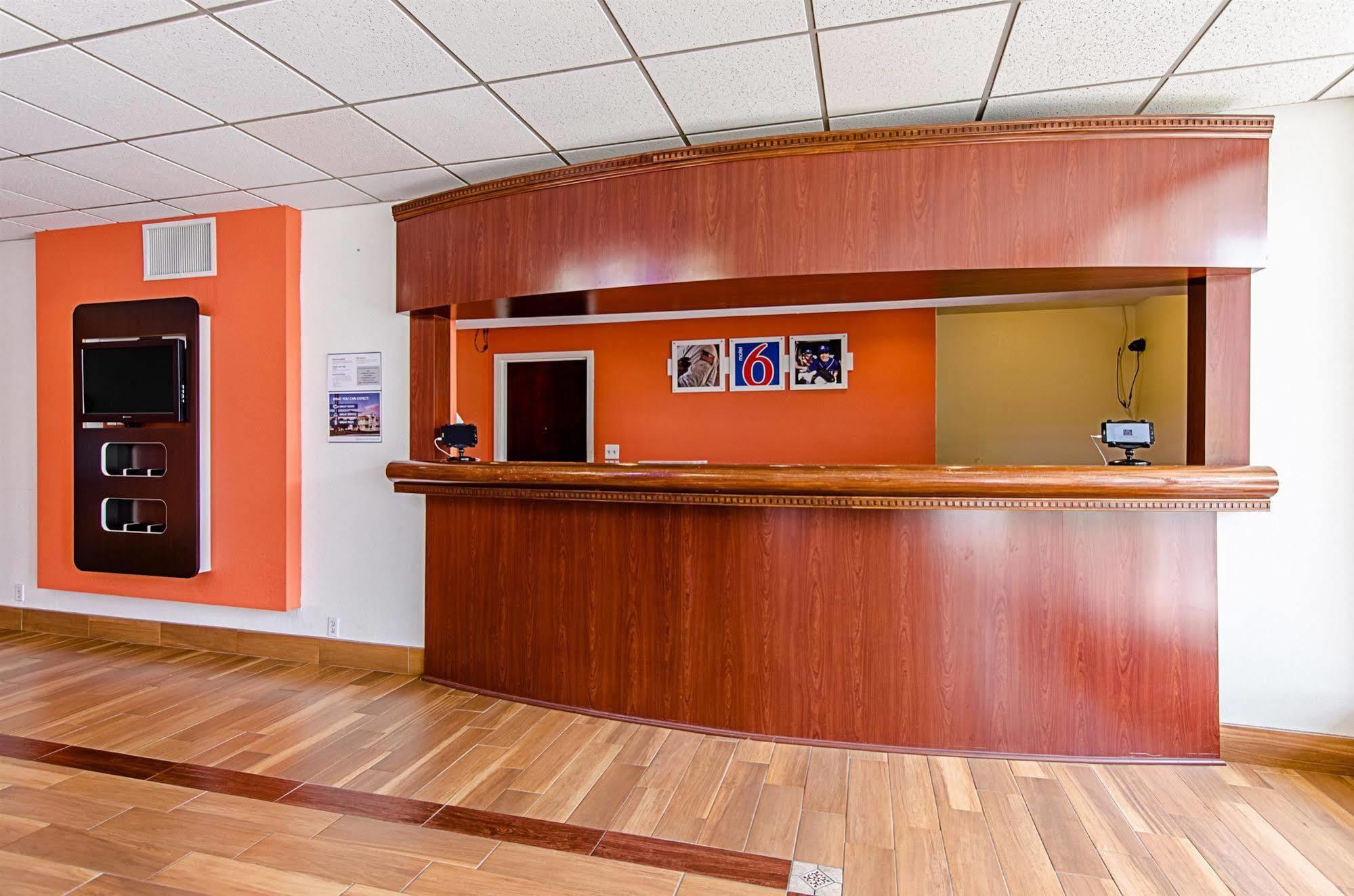 Motel 6-Staunton, Va Zewnętrze zdjęcie