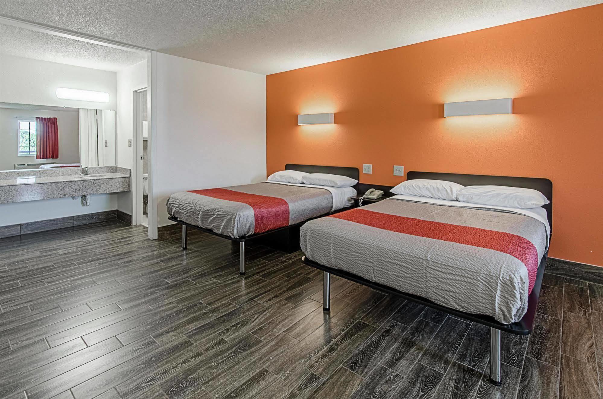 Motel 6-Staunton, Va Zewnętrze zdjęcie