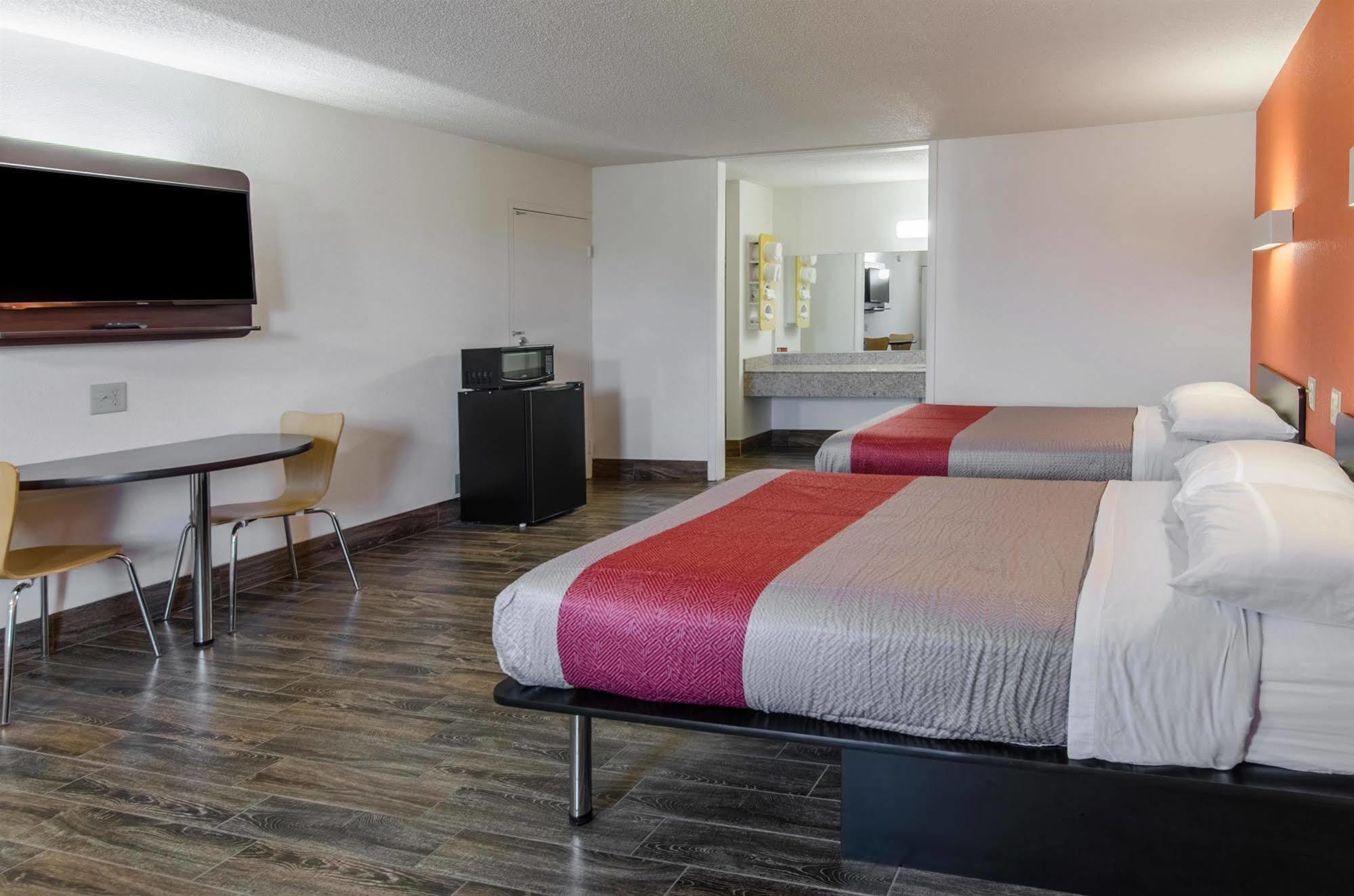 Motel 6-Staunton, Va Zewnętrze zdjęcie