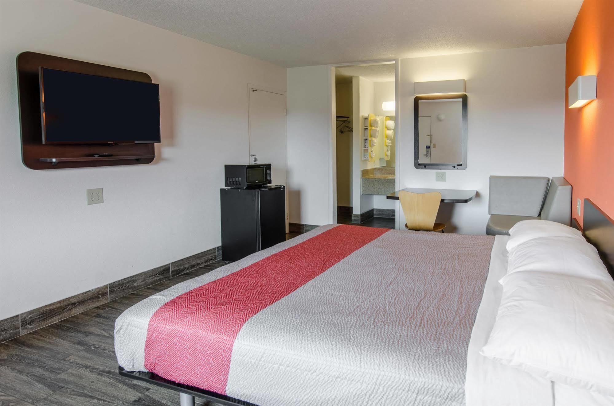 Motel 6-Staunton, Va Zewnętrze zdjęcie
